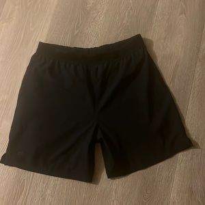 Fabletics The Fundamental Short Lined Large 7” inseam